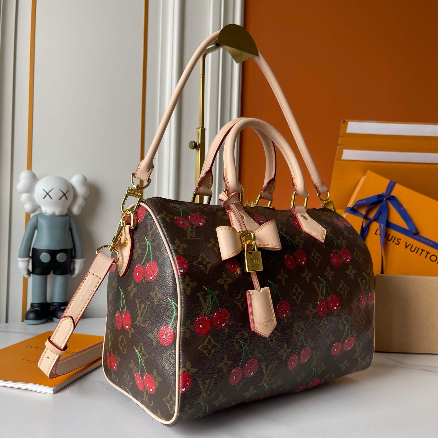 LOUIS VUITTON- Nano Speedy
