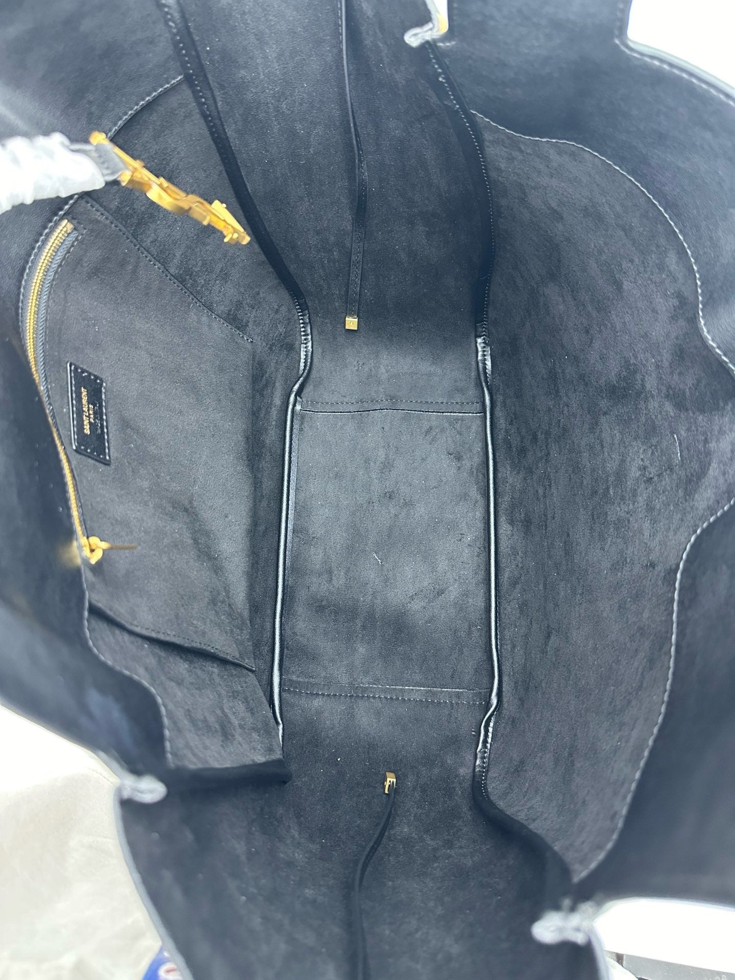 SAINT LAURENT - bea tote in grained leather