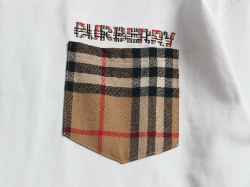 BURBERRY - T-shirt