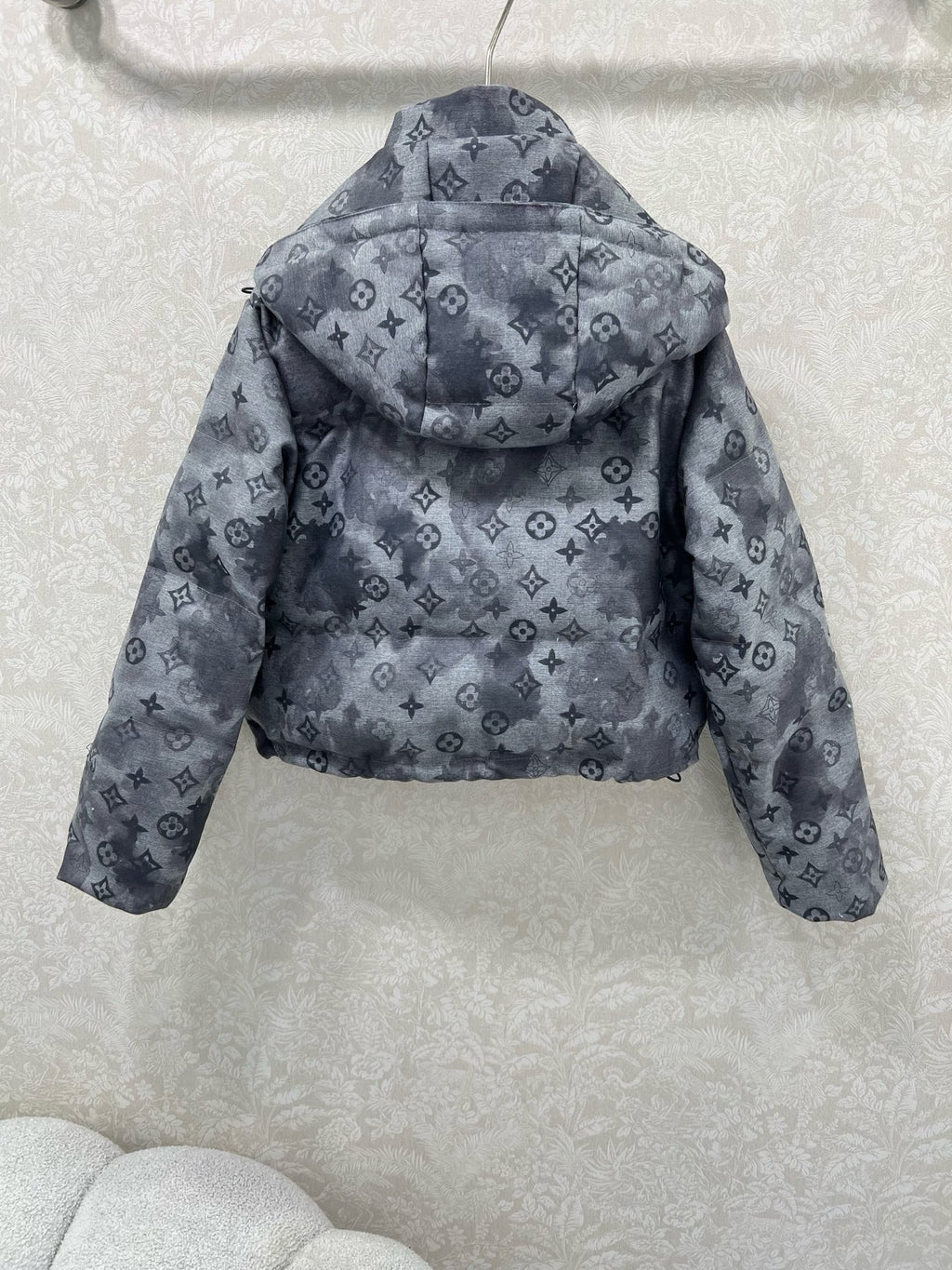 LOUIS VUITTON - Hooded jacket