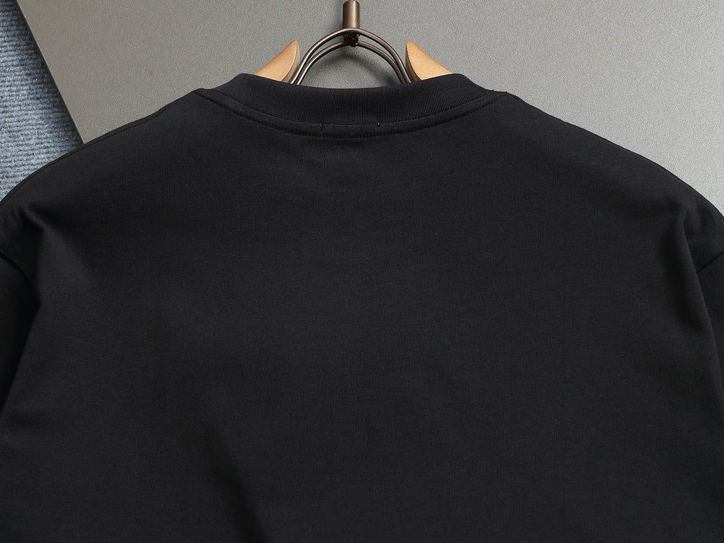 BURBERRY - T-shirt