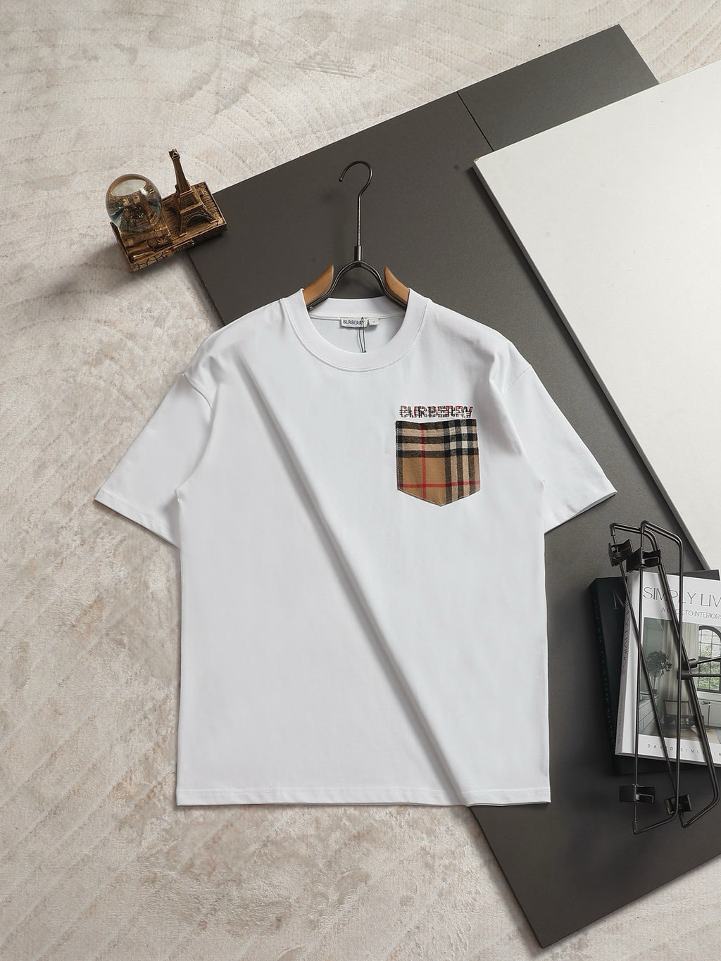 BURBERRY - T-shirt