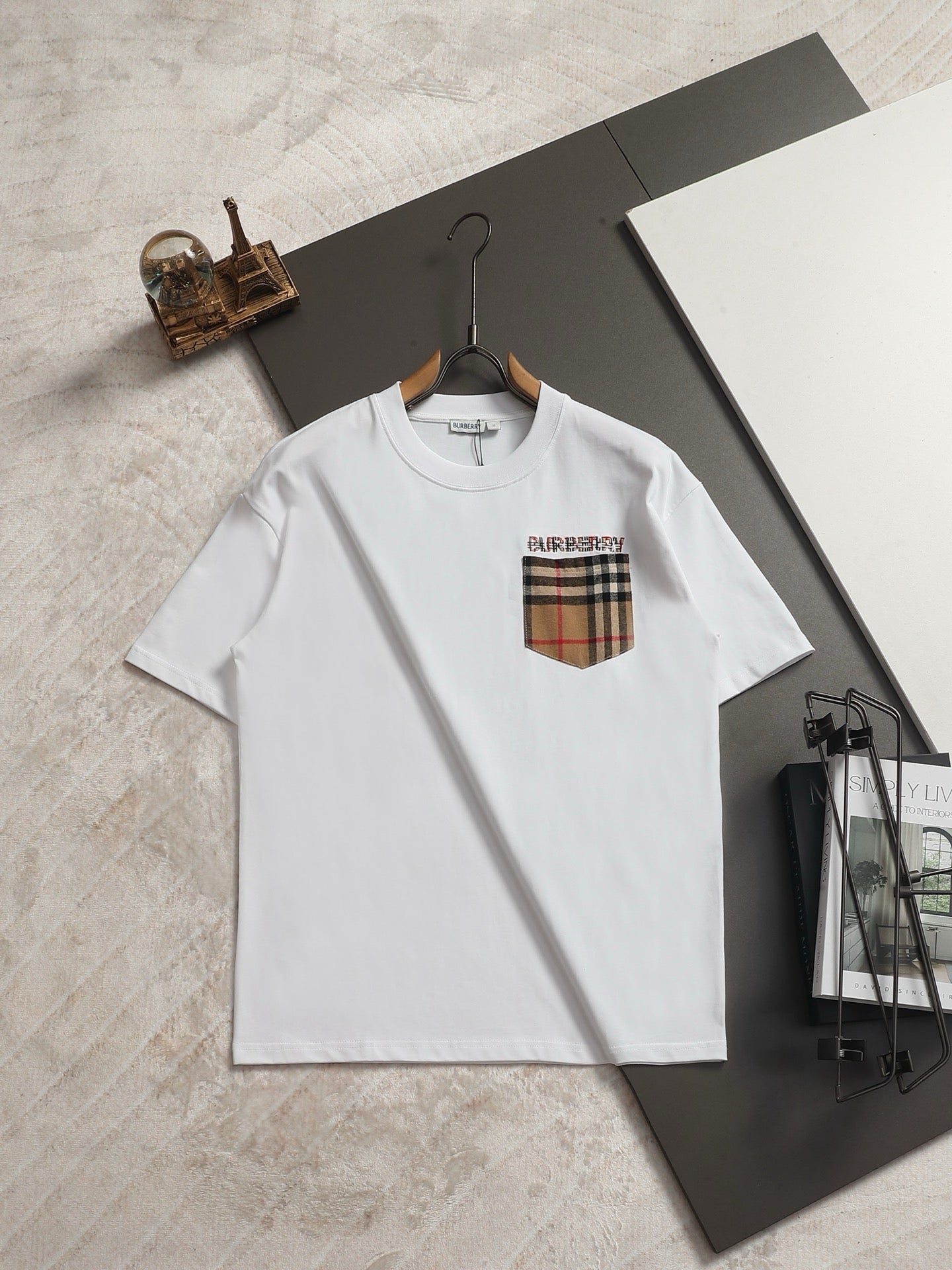 BURBERRY - T-shirt