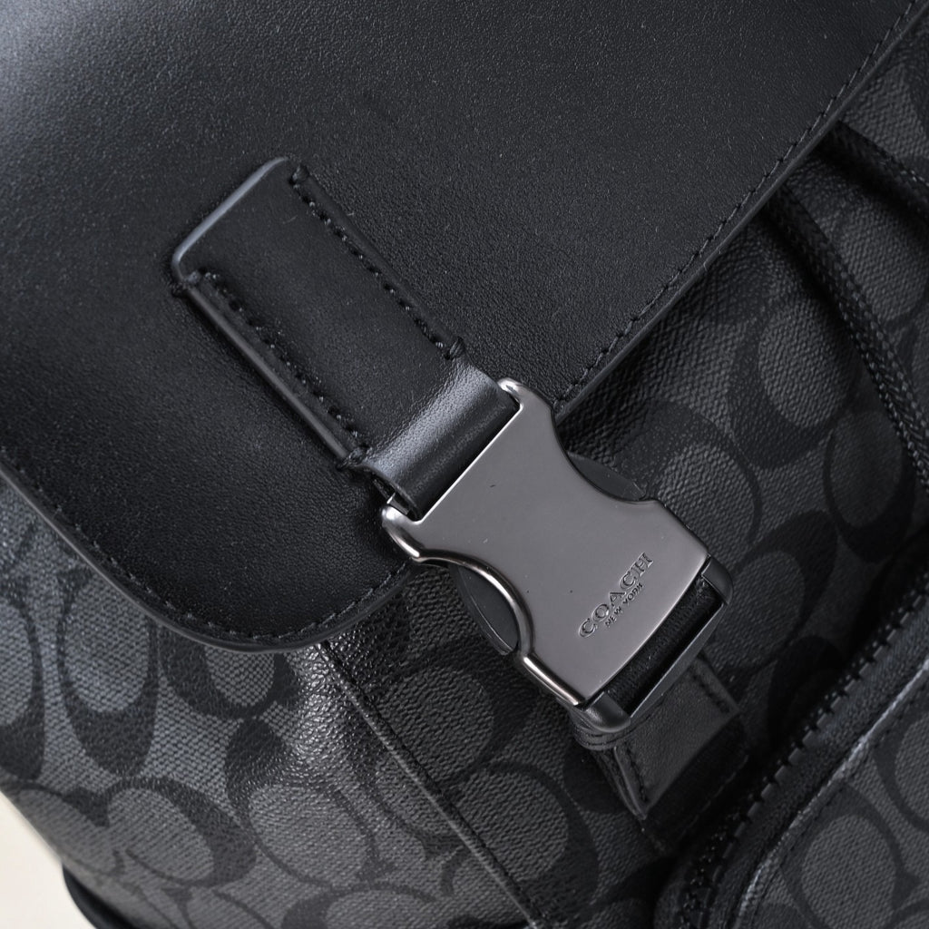 COACH - Hitch Backpack