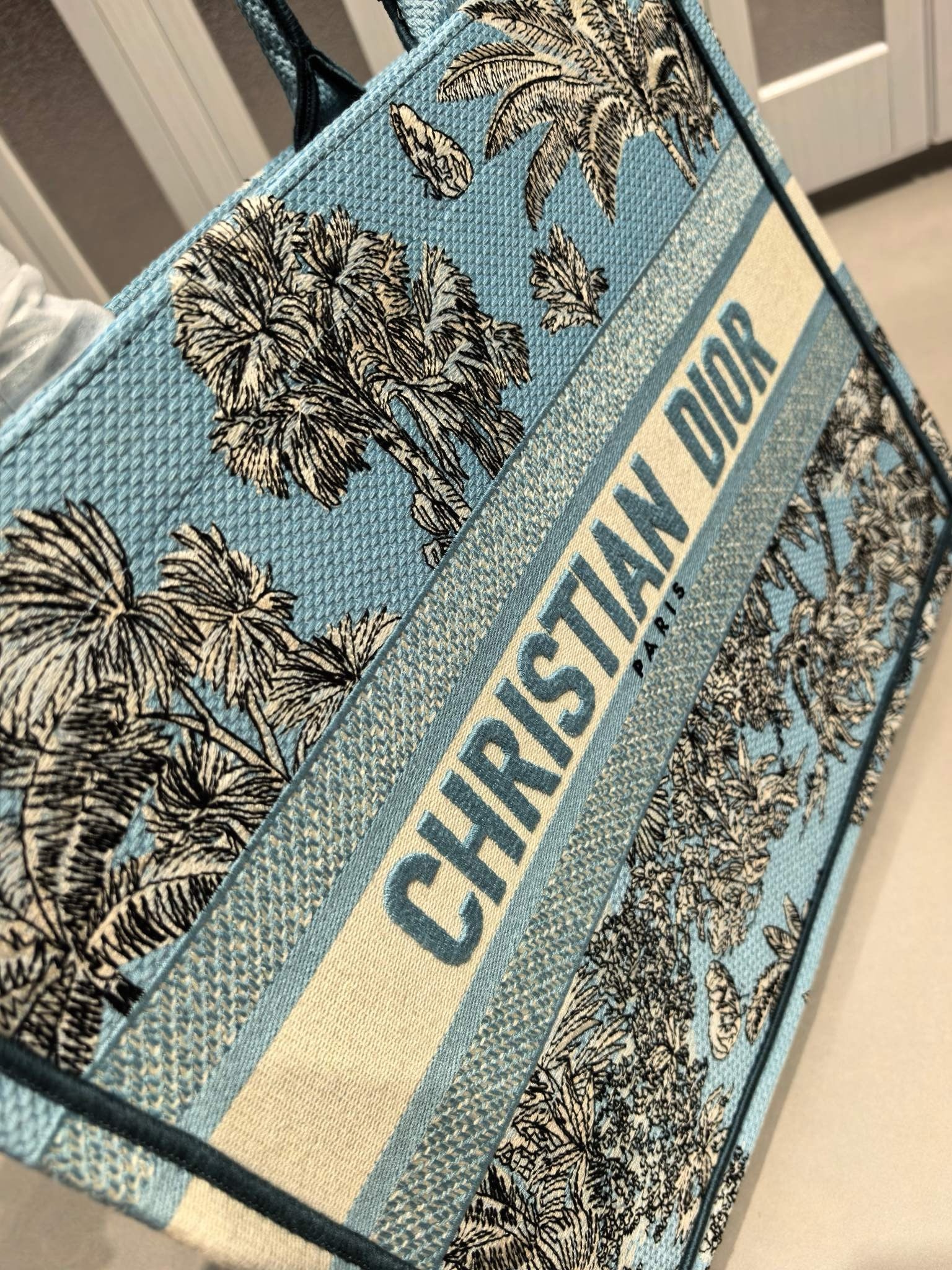 DIOR -  Maria Grazia Chiuri