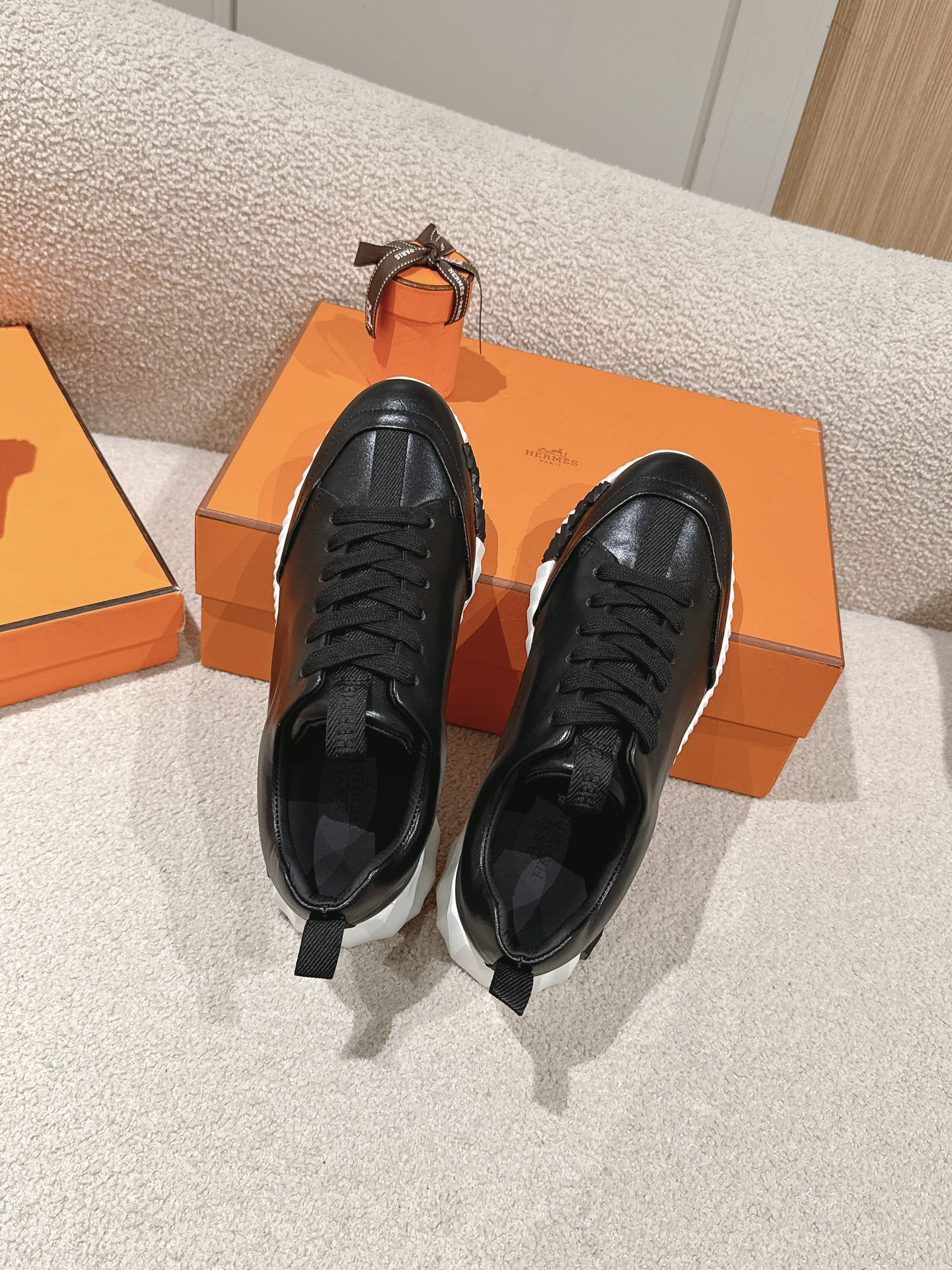 HERMES - Bouncing sneakers