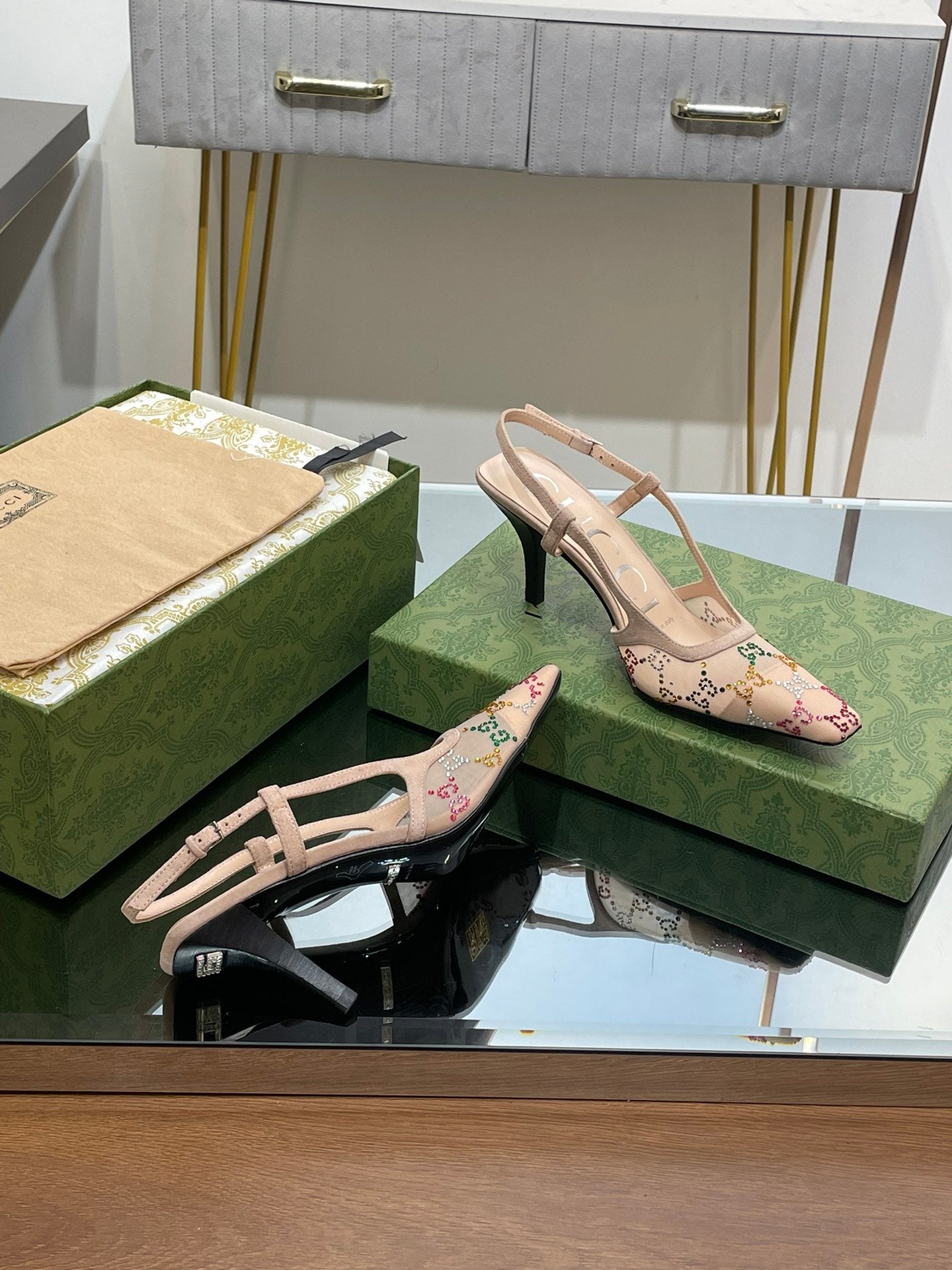 GUCCI - Crystal Slingback Pump