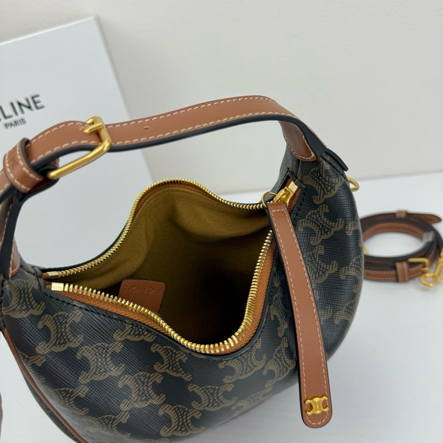 CELINE - Lulu bag