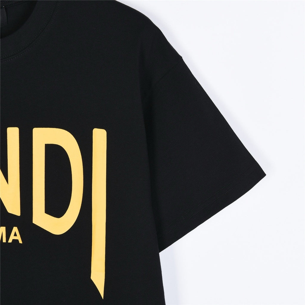 FENDI - T-shirt