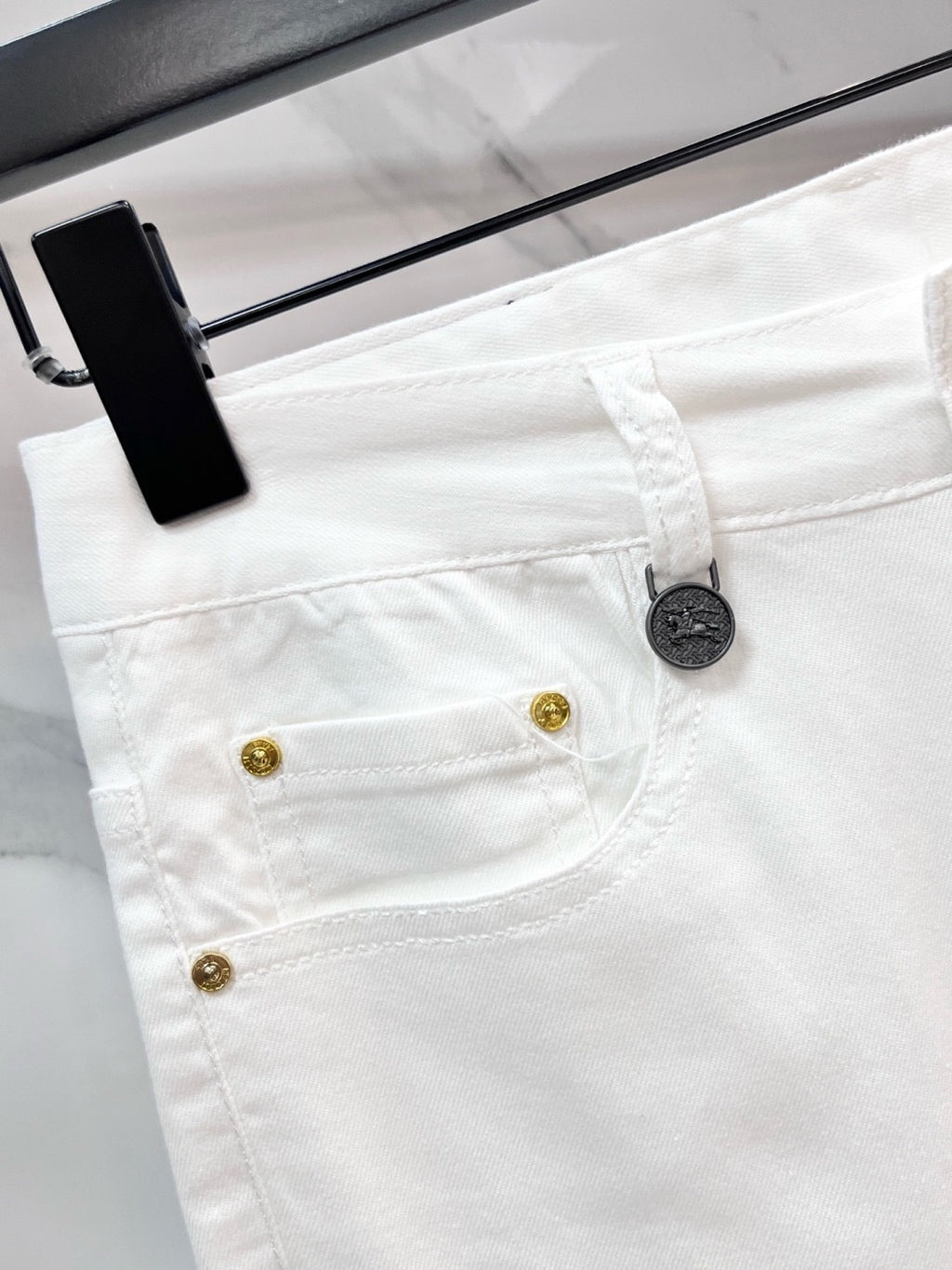 BURBERRY - Jeans