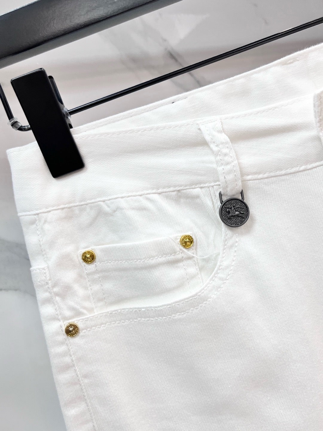 BURBERRY - Jeans