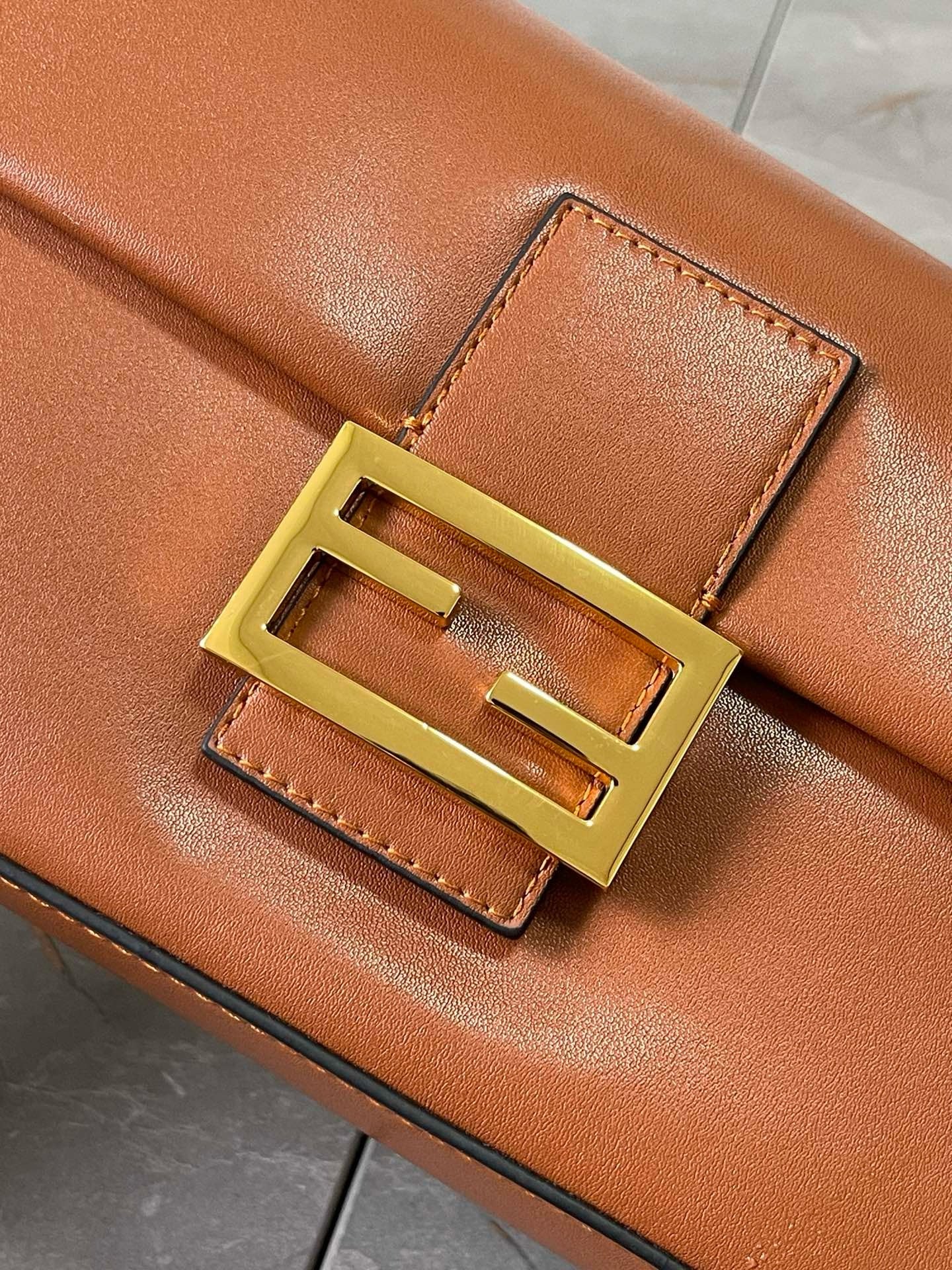 FENDI - Honey Baguette Square Bag
