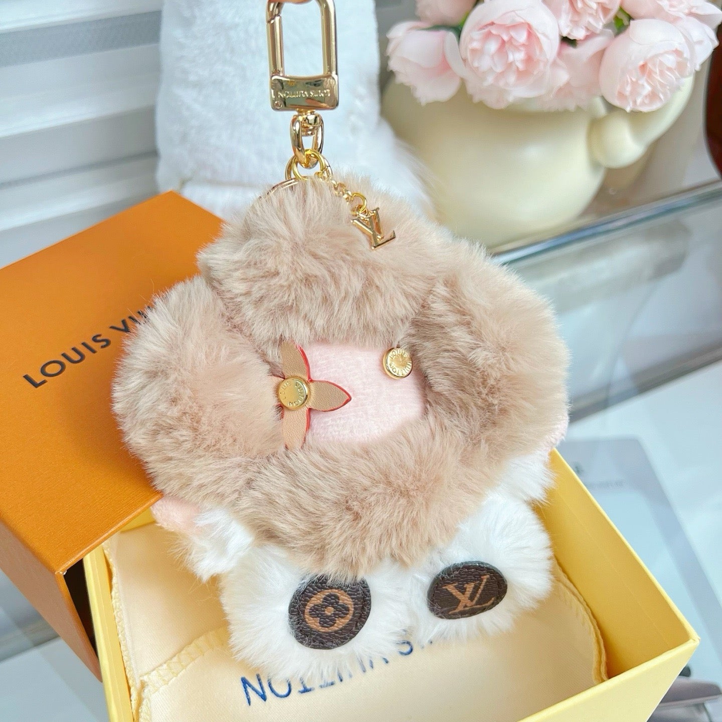 LOUIS VUITTON - My Vivienne Bag Charm and keychain