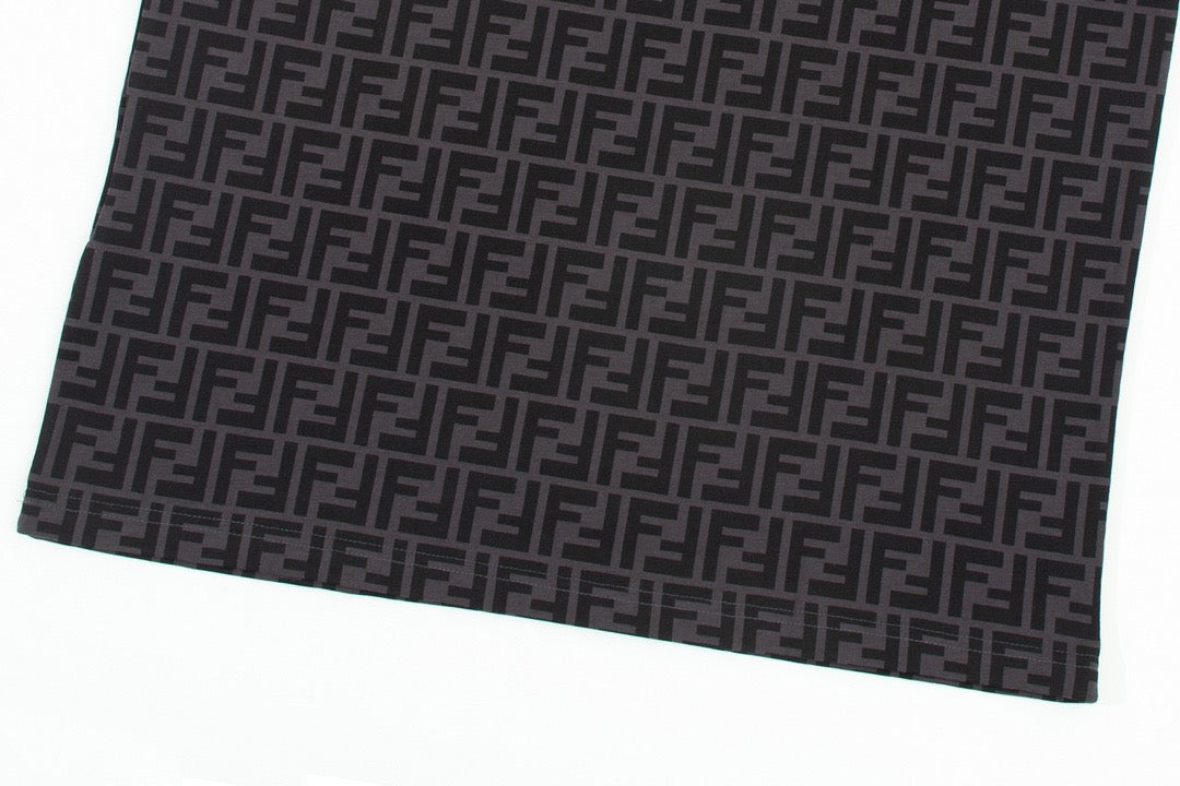 FENDI - T-shirt