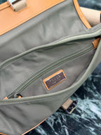 PRADA - Belt bag