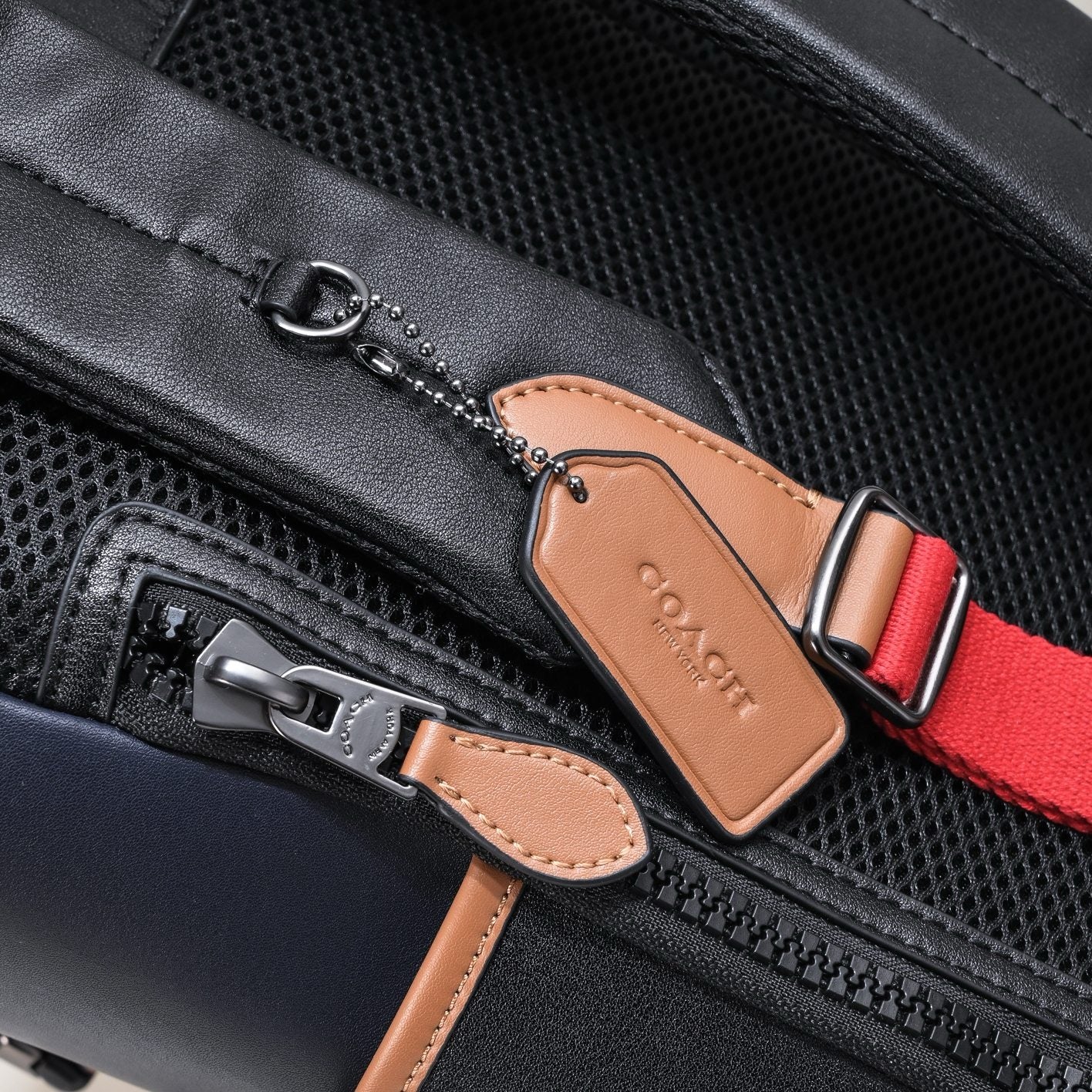 COACH - Hitch Backpack