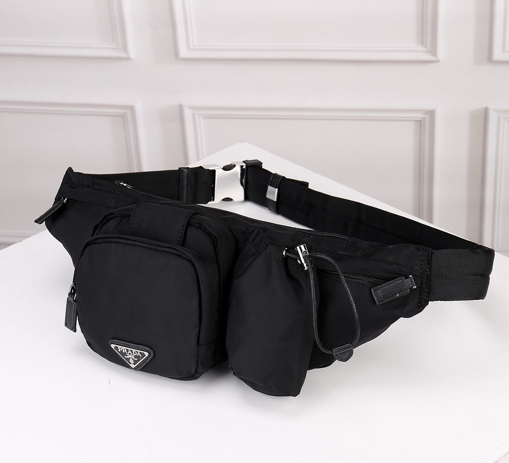 PRADA - Belt bag
