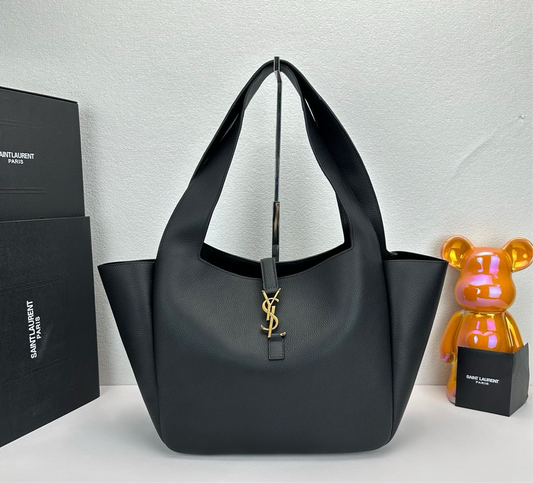 SAINT LAURENT- bea tote in grained leather