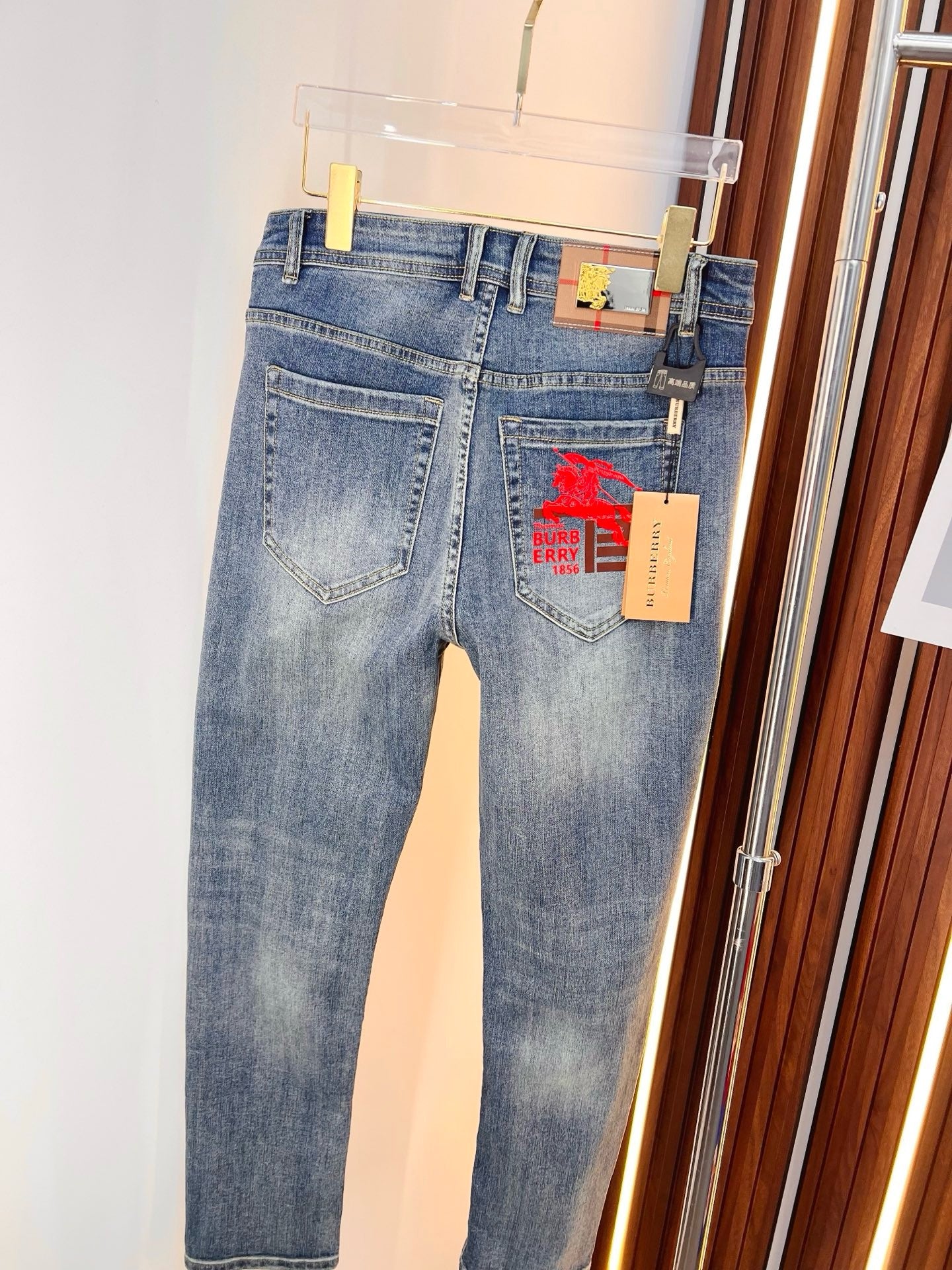 BURBERRY - Jeans