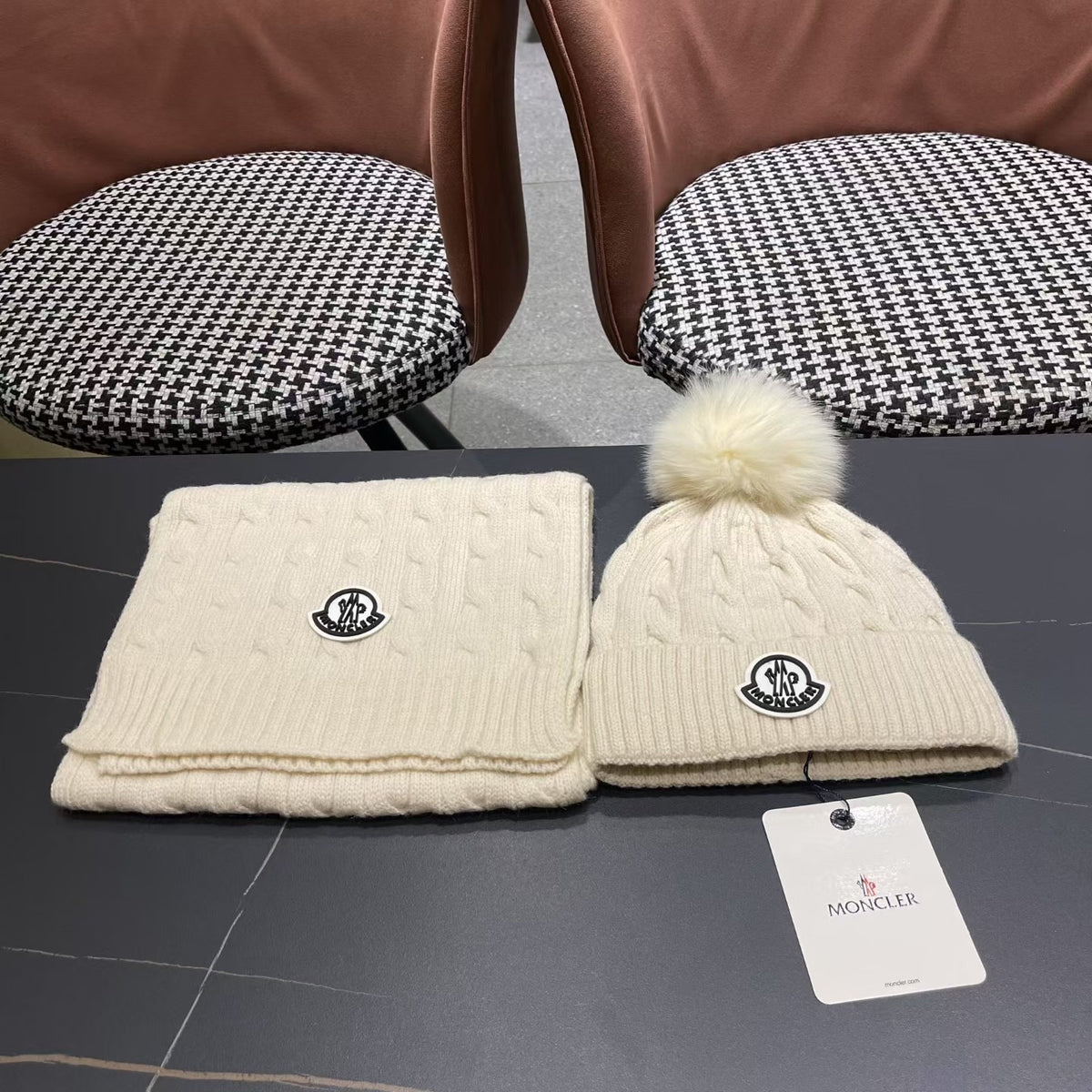 MONCLER -  Two-piece set of cashmere