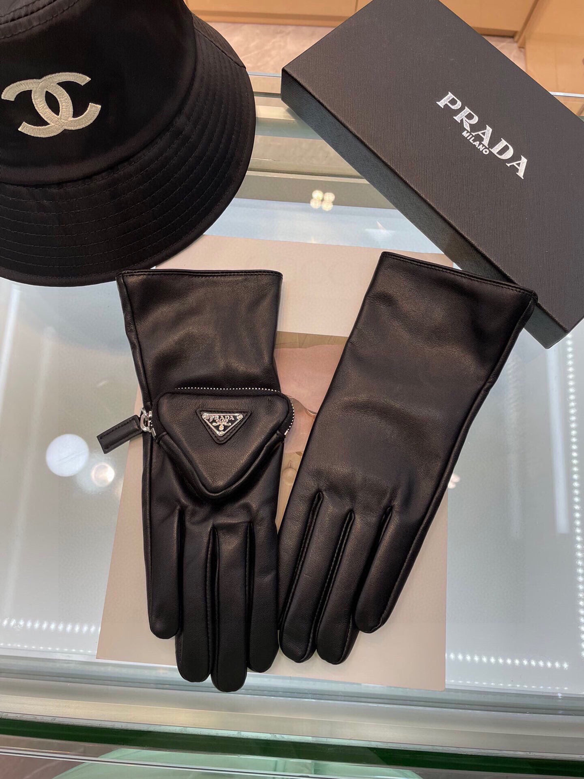 Prada - Unisex gloves