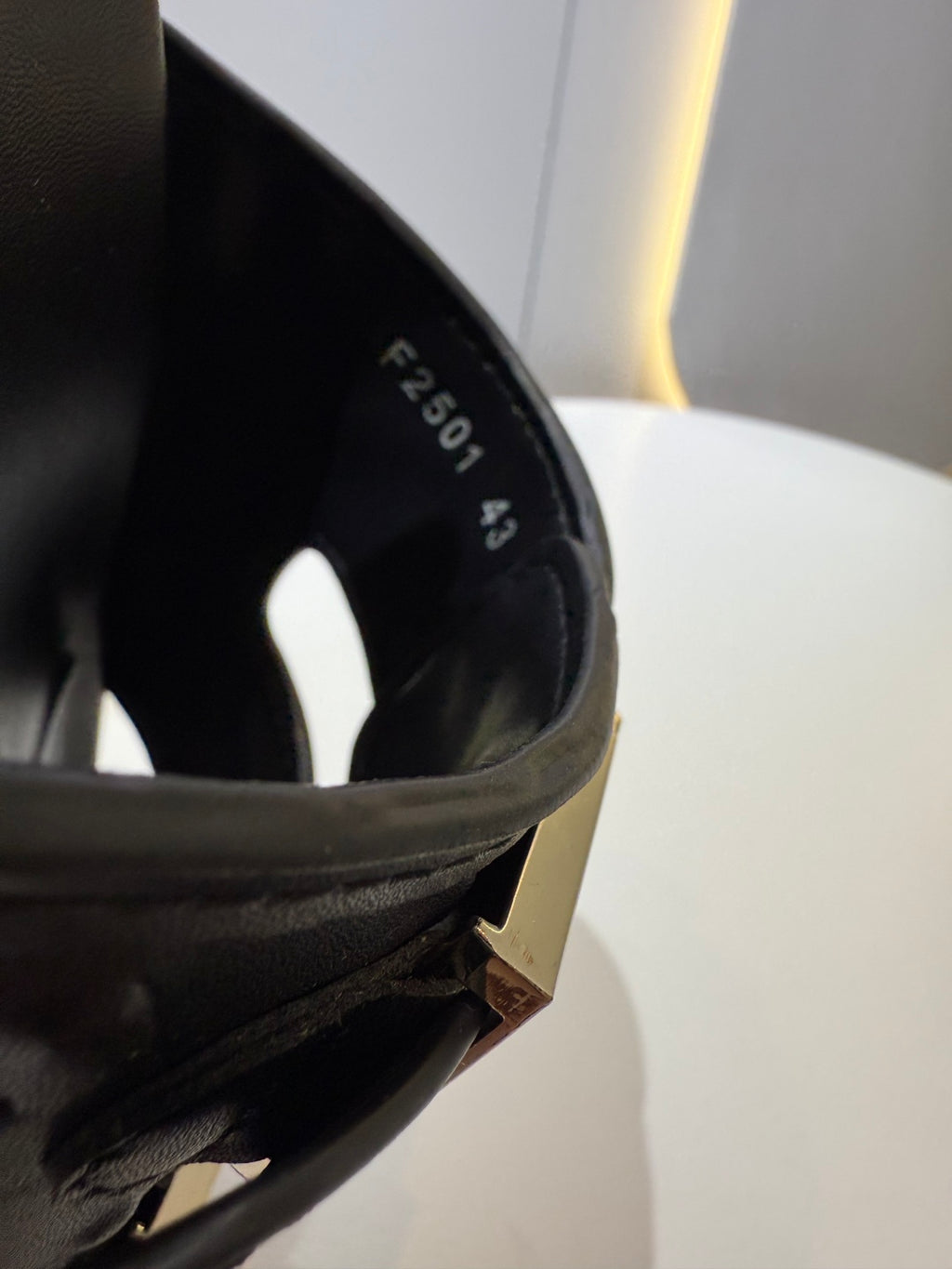 FENDI - Unisex Feel sandals