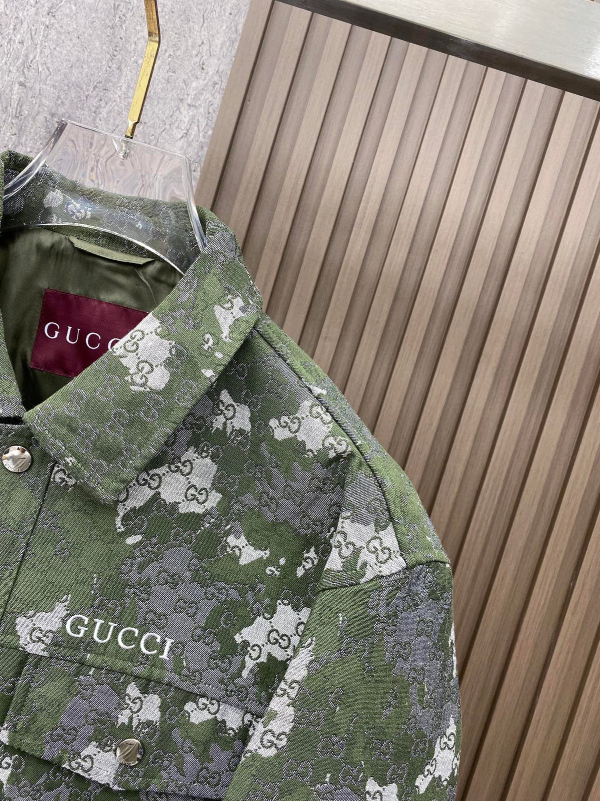 GUCCI  - Retro camouflage monogram print jacket