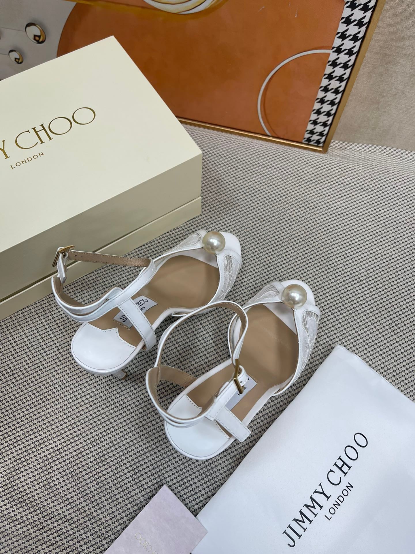 JIMMY CHOO - Ivory Floral Lace Sandals with Pearl