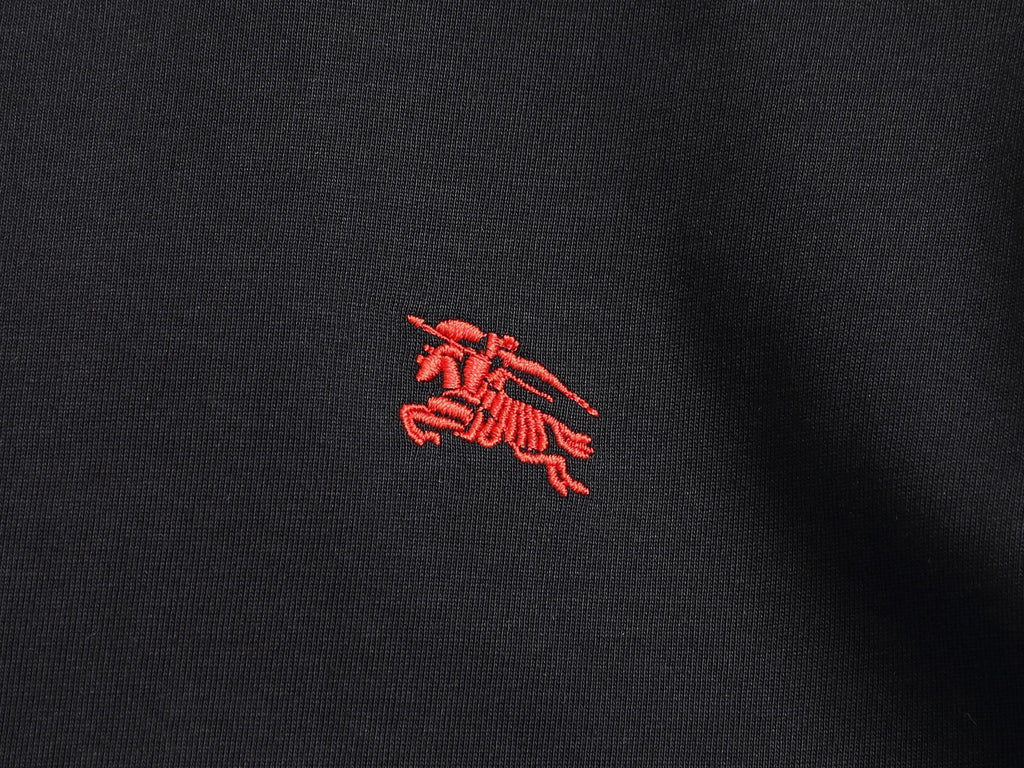 BURBERRY - T-shirt