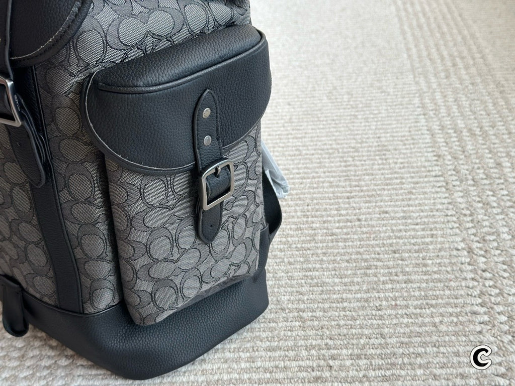 COACH - Hitch Backpack