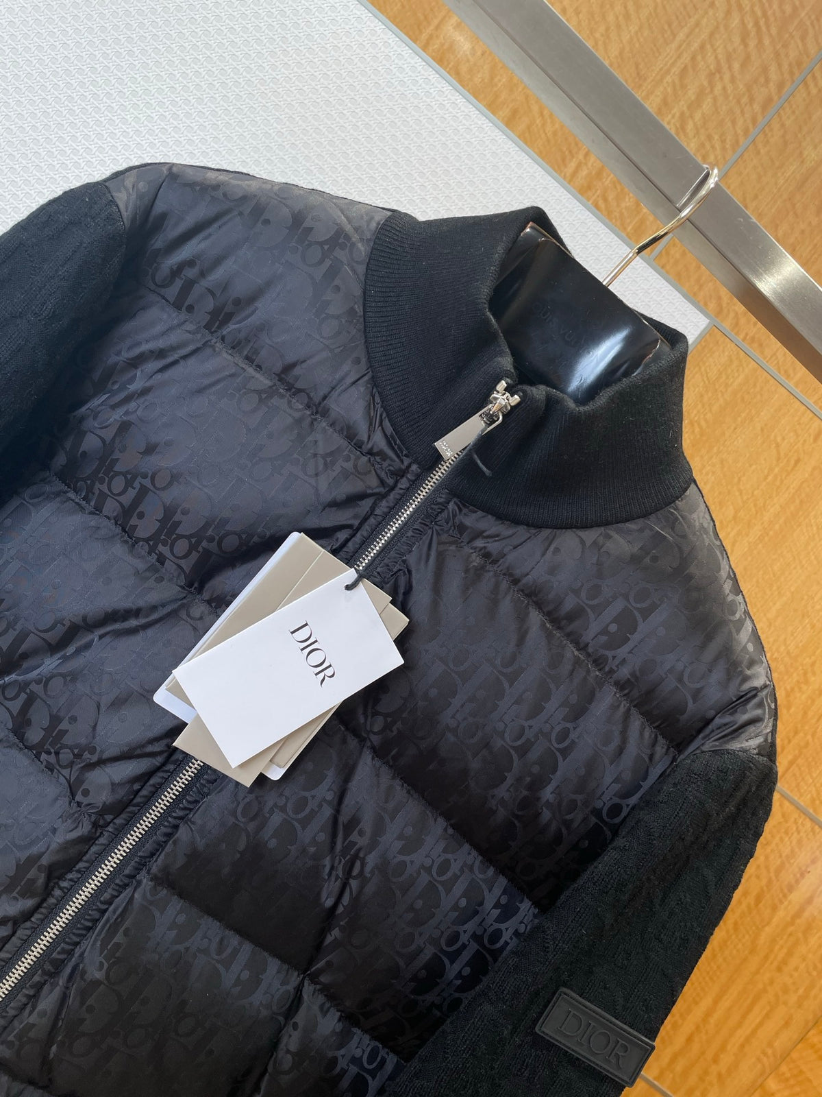DIOR - Oblique Bi-Material