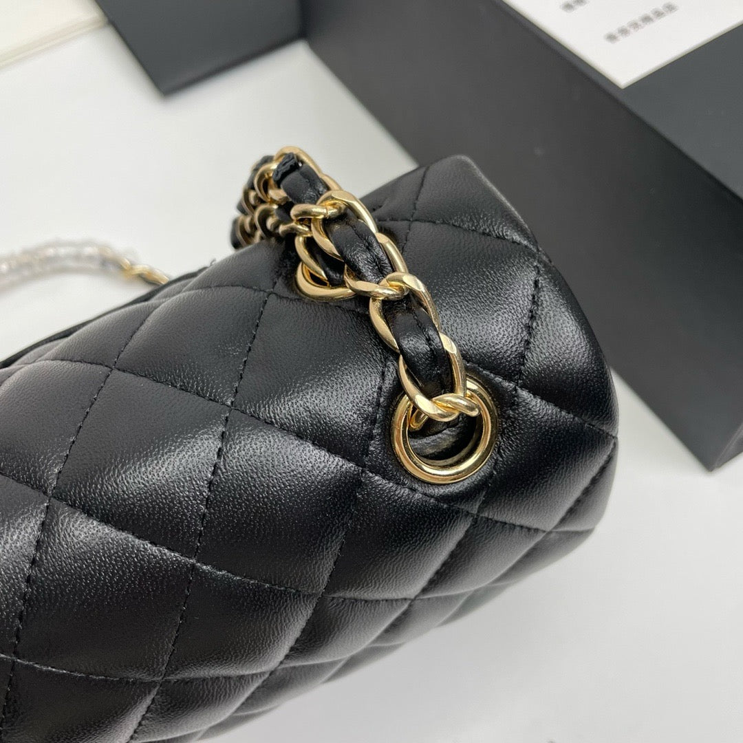 CHANEL - Classic Crush Mini Flap