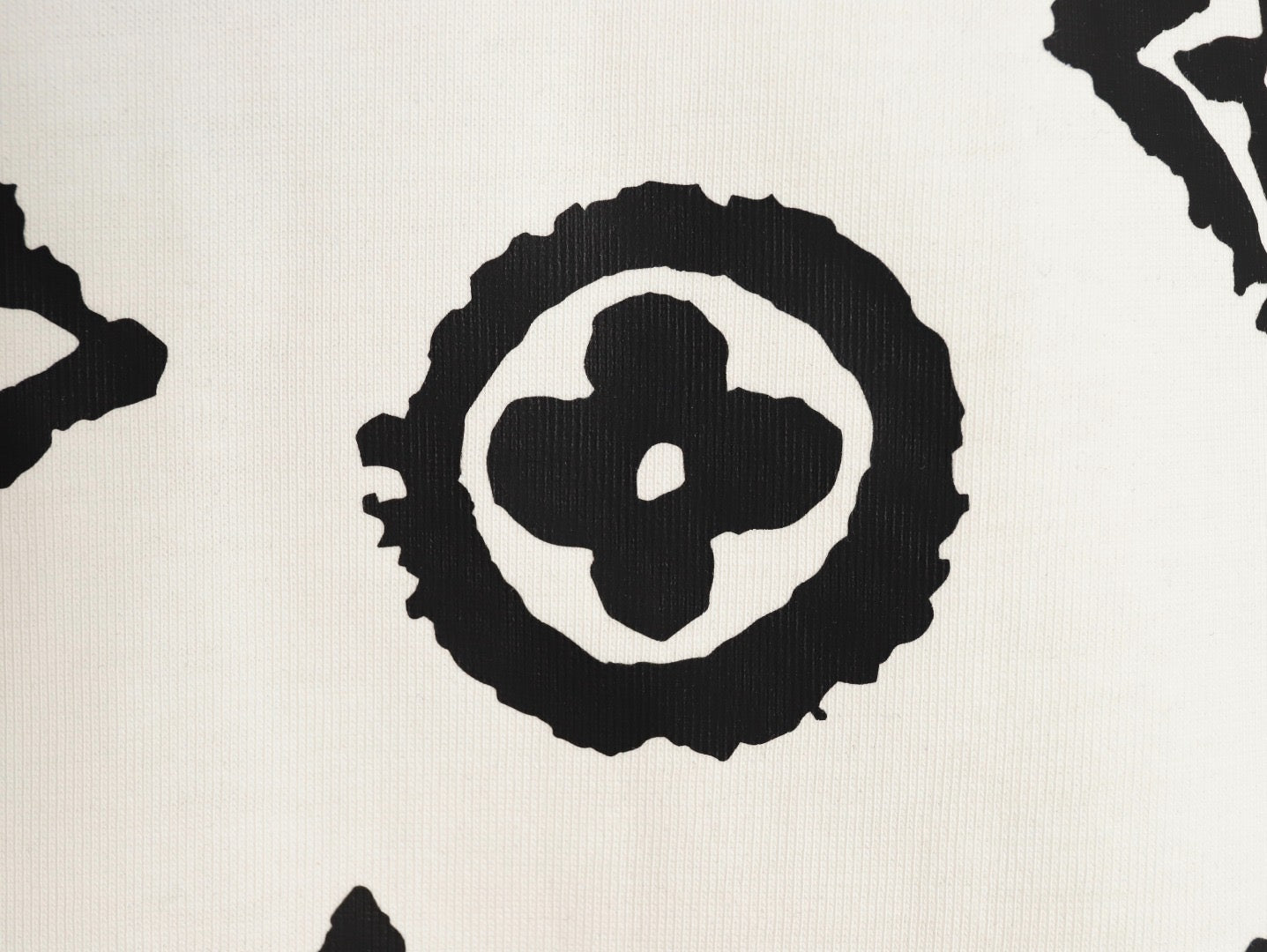 LOUIS VUITTON - T-shirt
