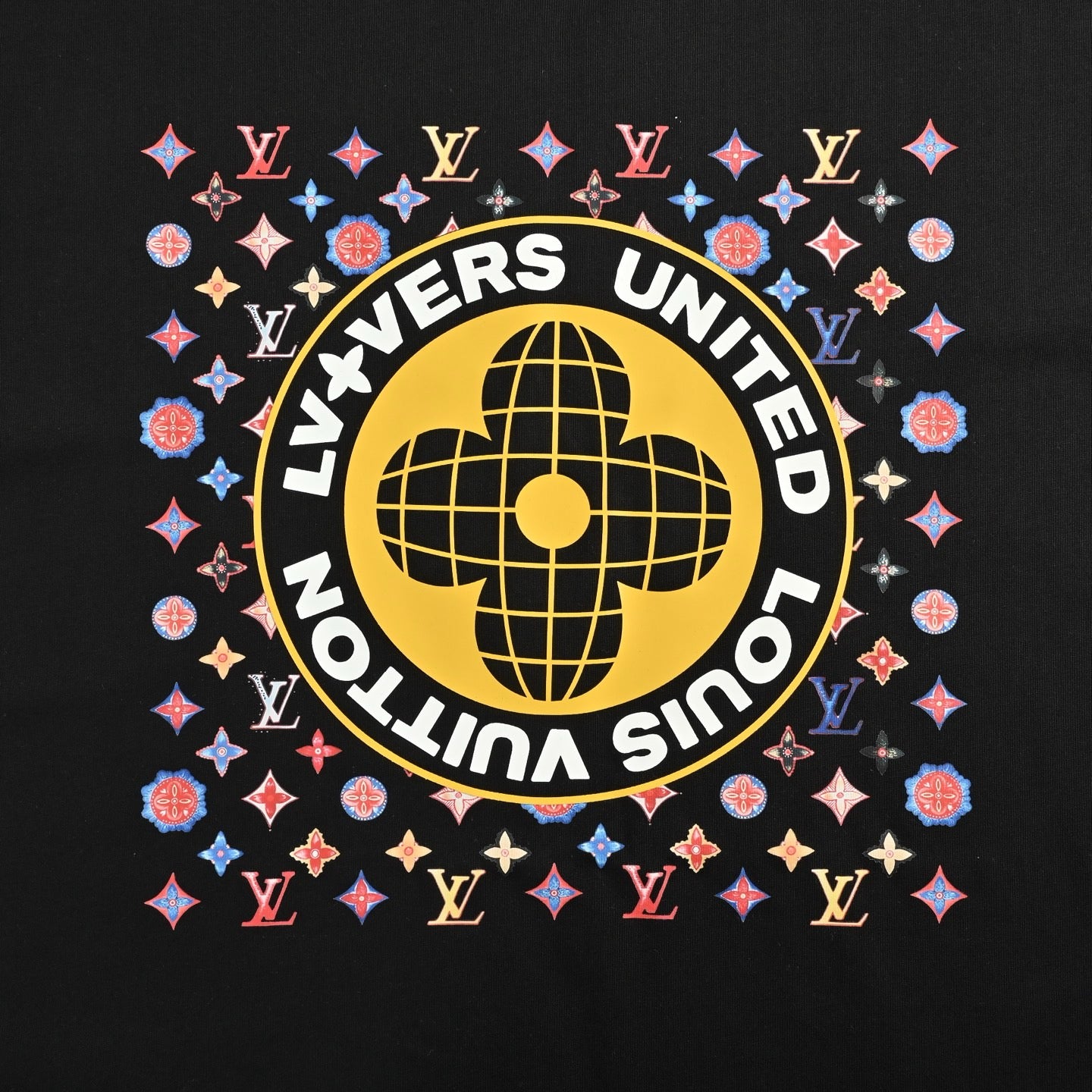 LOUIS VUITTON - T-shirt