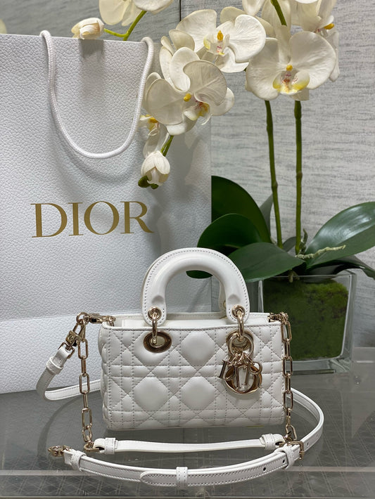 DIOR - D Joy bag