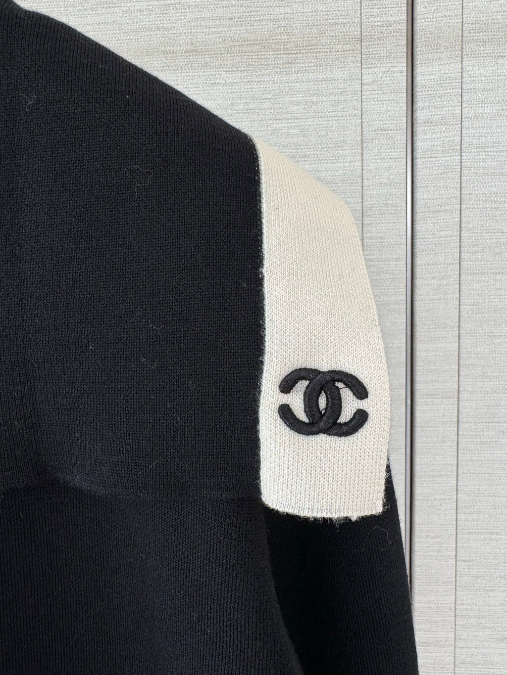 CHANEL - 26B Wool Knitwear