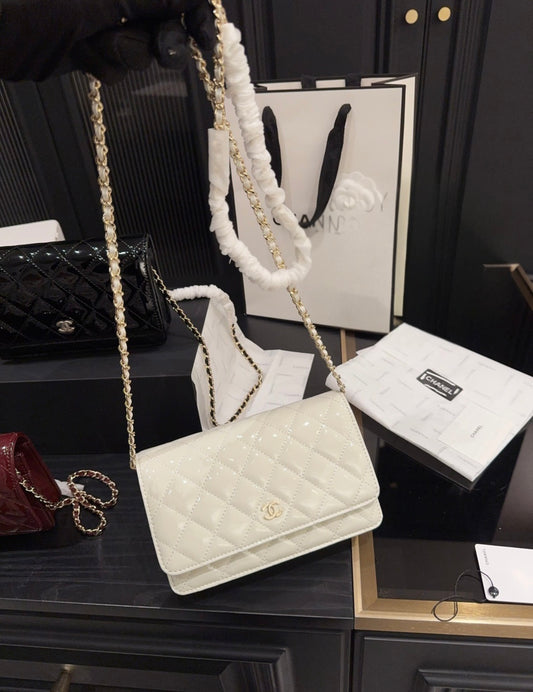 CHANEL - Woc