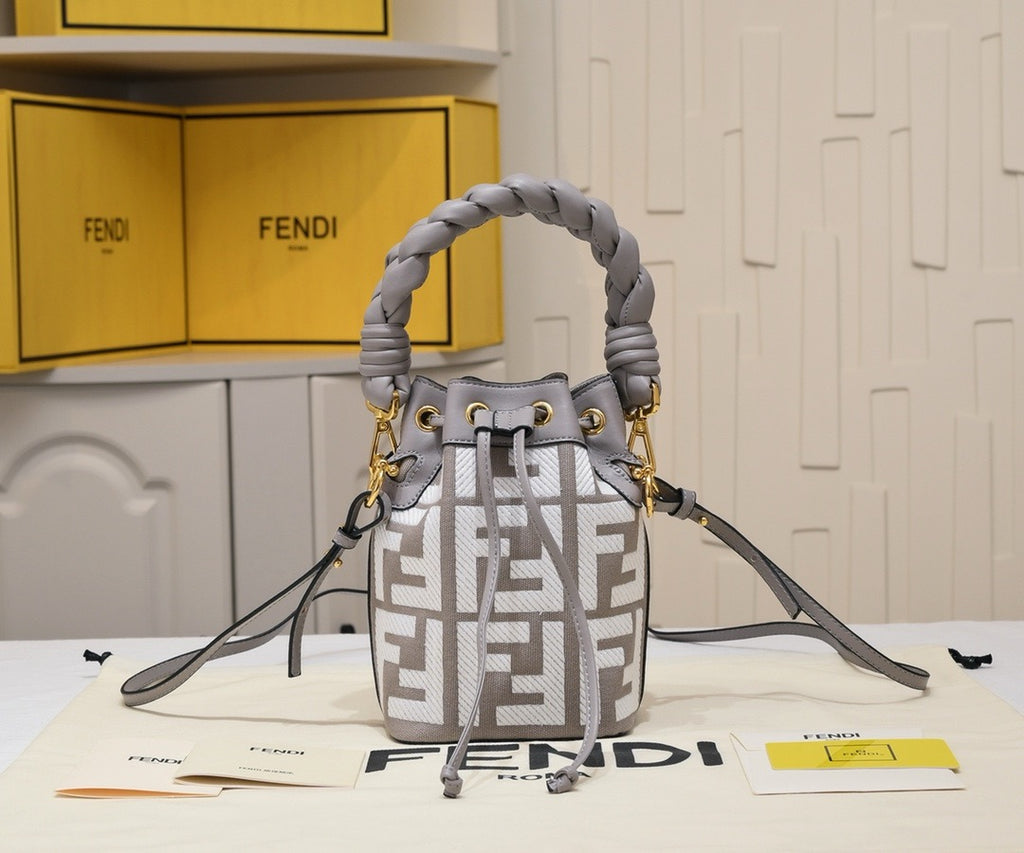 FENDI - Mon Tresor Bucket Bag