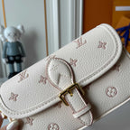 LOUIS VUITTON- Diane