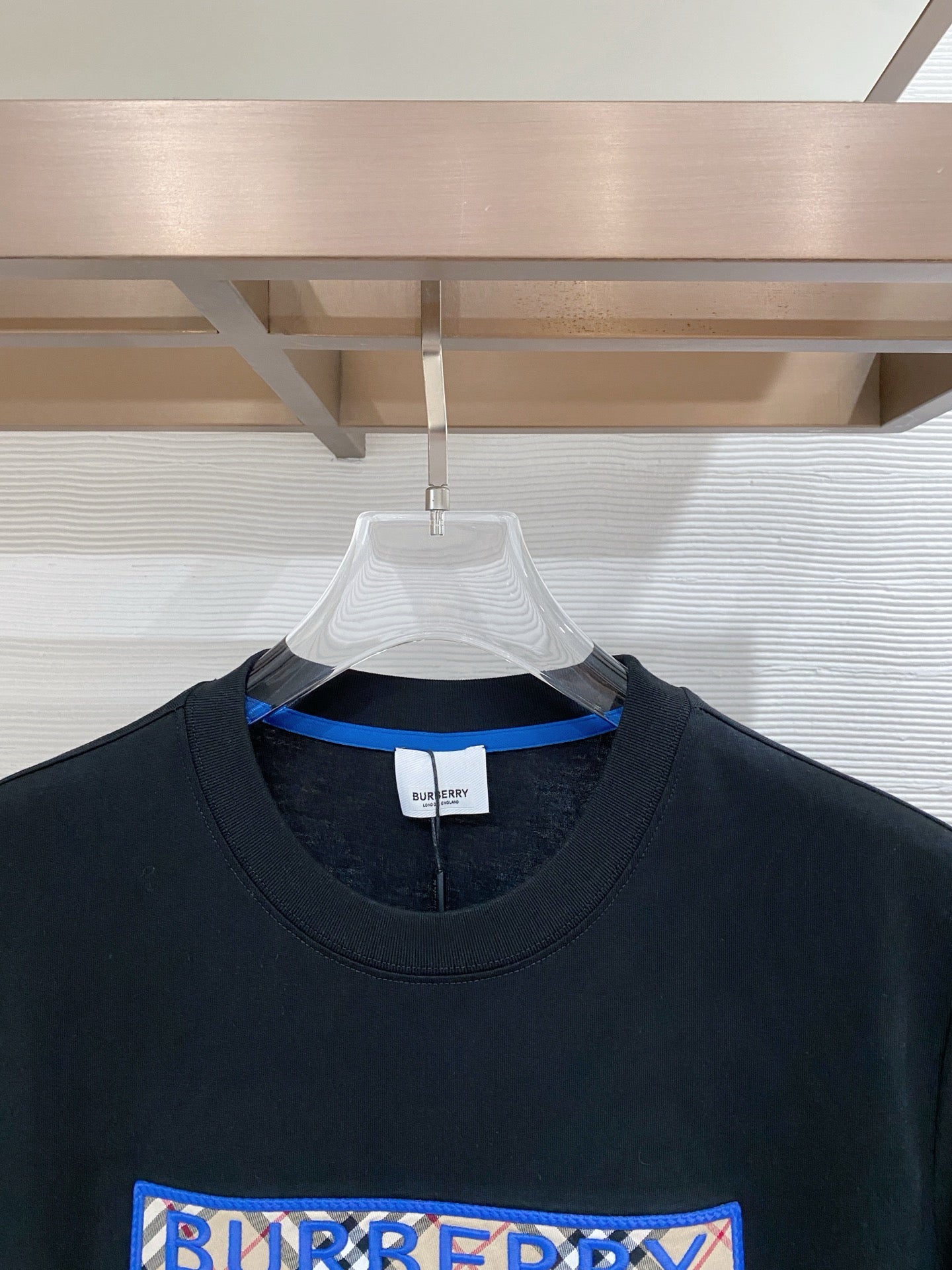 BURBERRY - T-shirt