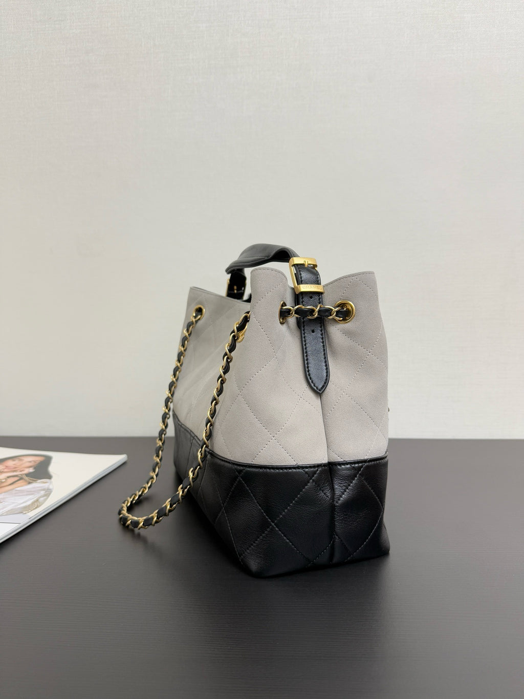 CHANEL - 25A Suede Shopping Bag Grey Small