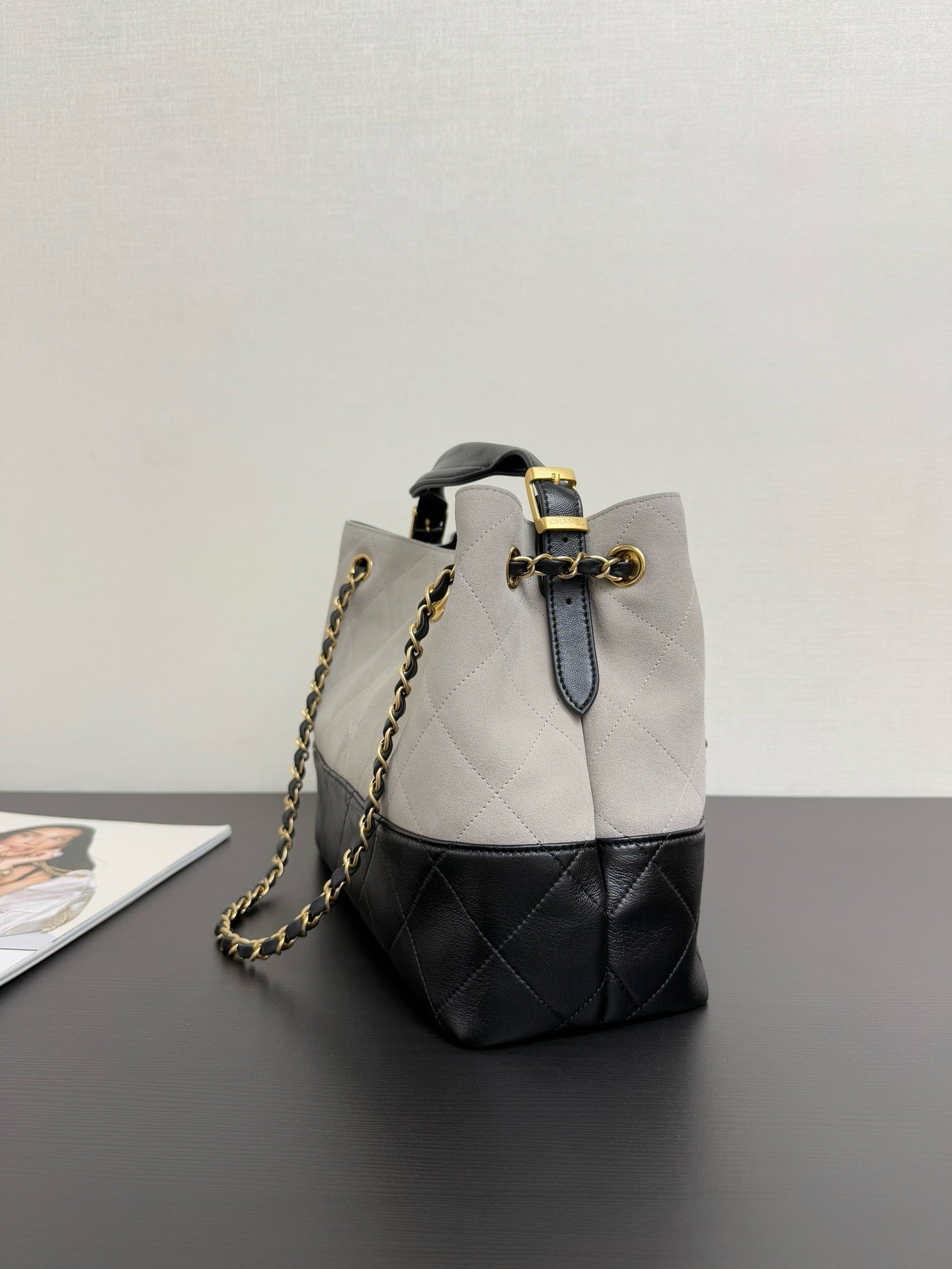 CHANEL - 25A Suede Shopping Bag Grey Small