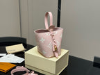 LOUIS VUITTON- all in BB