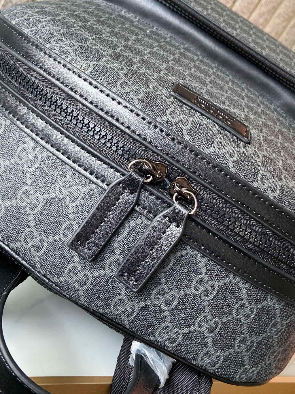 GUCCI - GG Supreme Monogram Medium Backpack