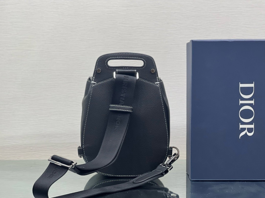 DIOR - Men’s Oblique bag