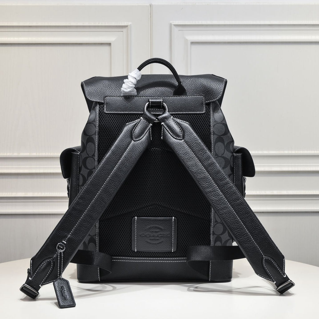 COACH - Hitch Backpack