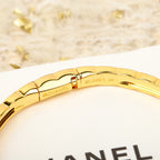 CHANEL - Bangle