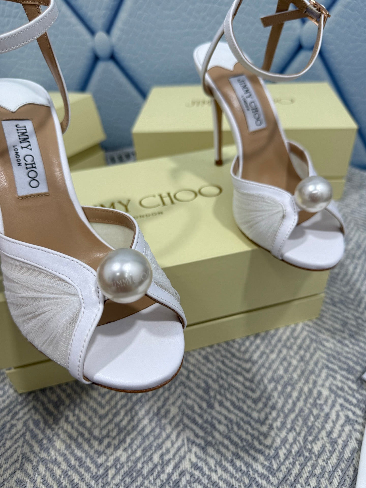 JIMMY CHOO - Sandals with Pearl
