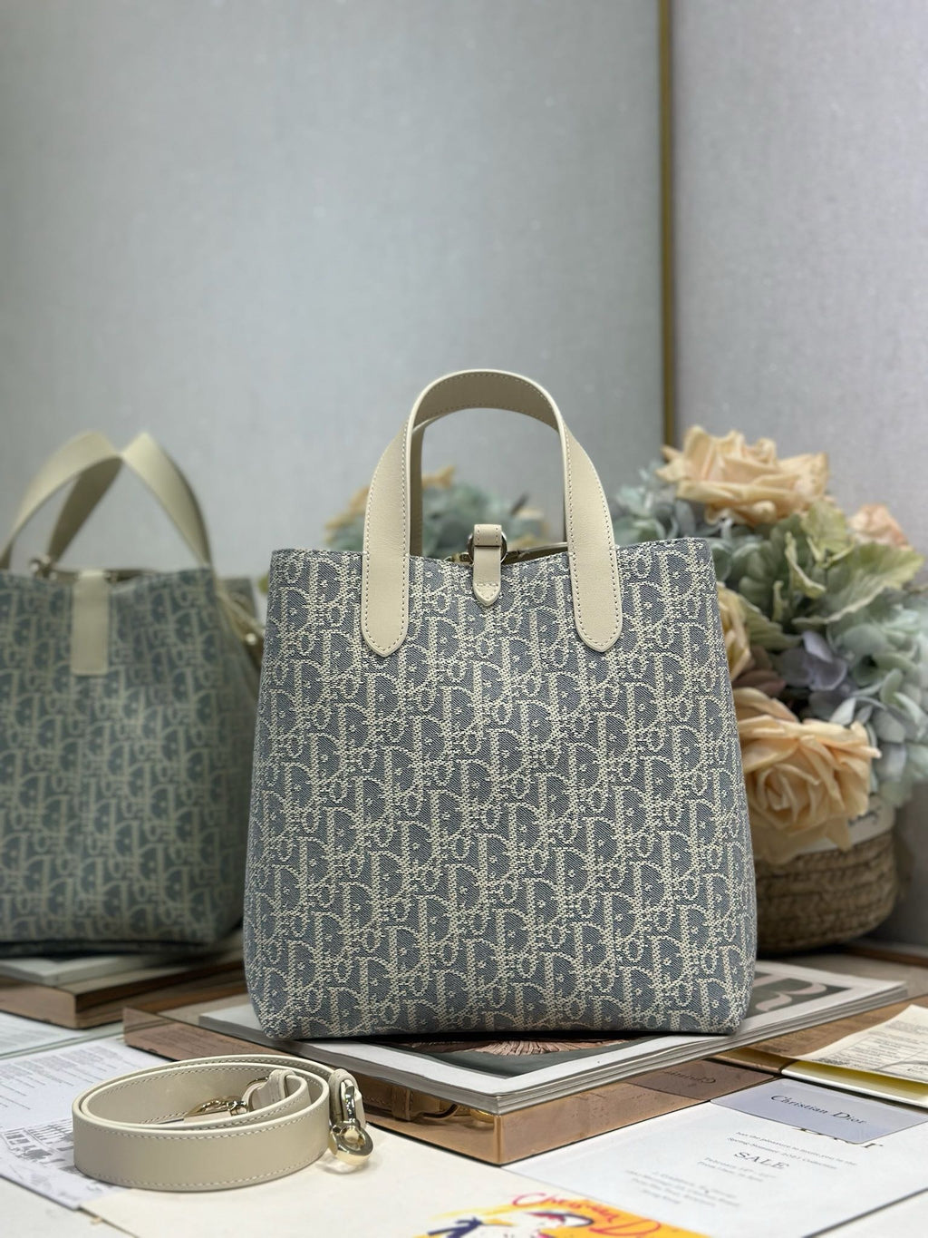 DIOR - Toujours Bag