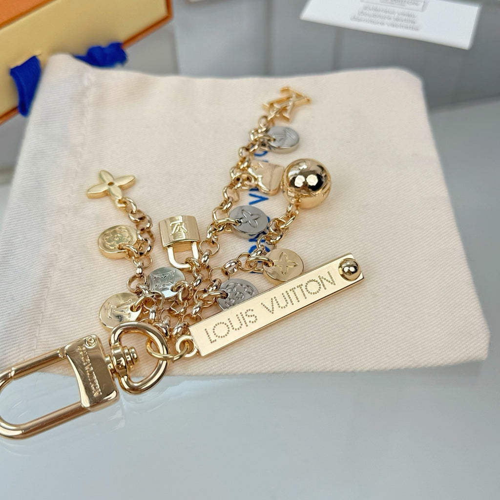 LOUIS VUITTON - bag charm